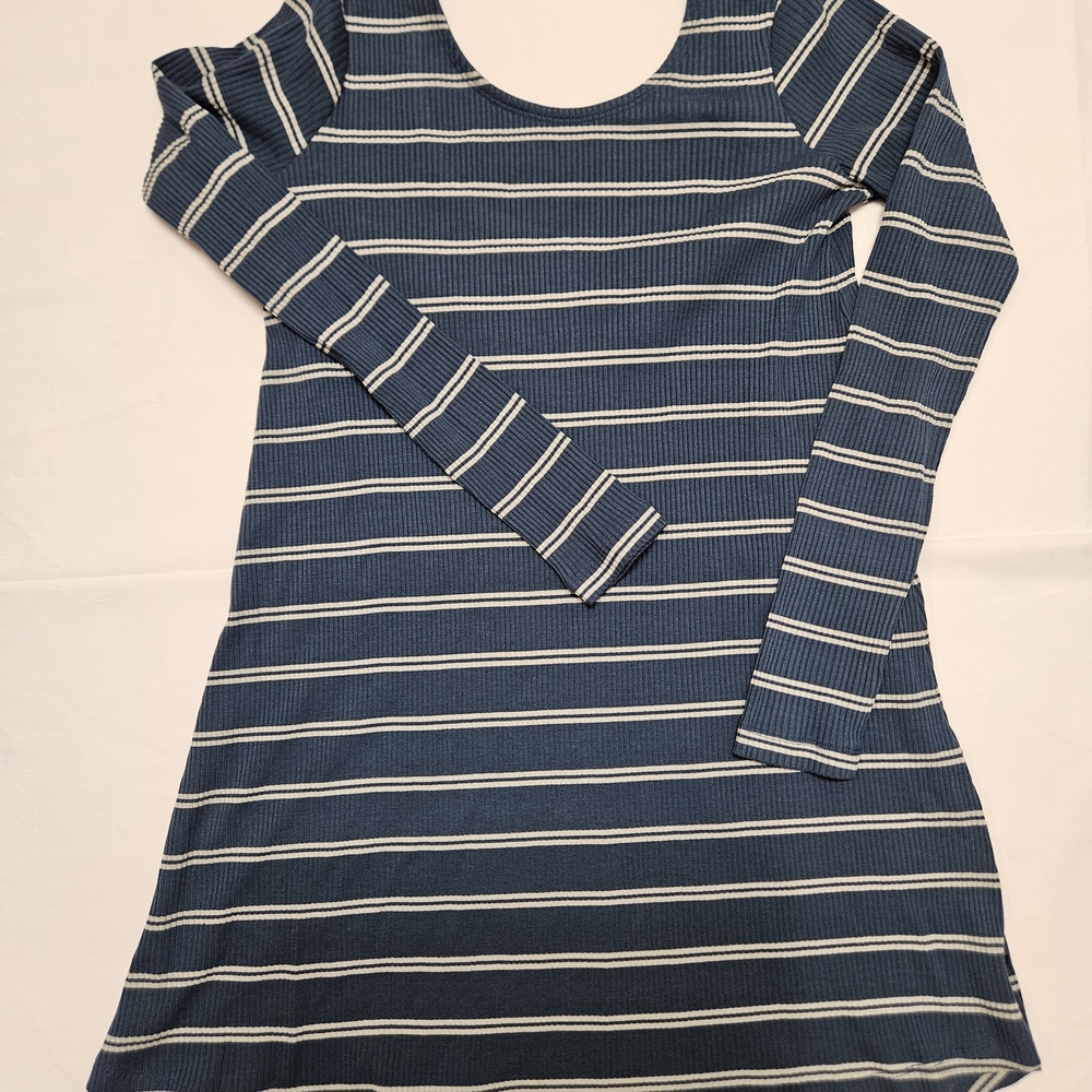 RVCA Navy and White Striped Long-Sleeve Dress Small (8)